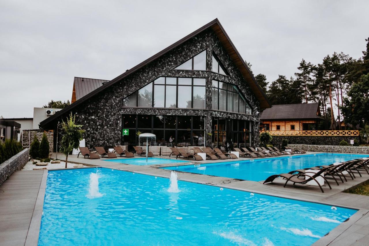 Domki Osada Bacowka Radawa & Spa エクステリア 写真